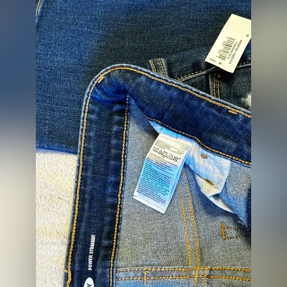 Old Navy Dark Wash Power Straight Distressed Jeans size 2 NWT - Picture 5 of 9